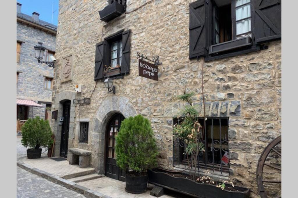 Atico En Biescas Con Piscina, Chimenea Y Garaje Apartment Exterior foto